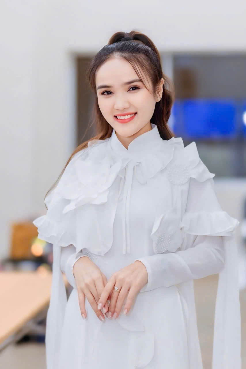 CS. Quỳnh Như